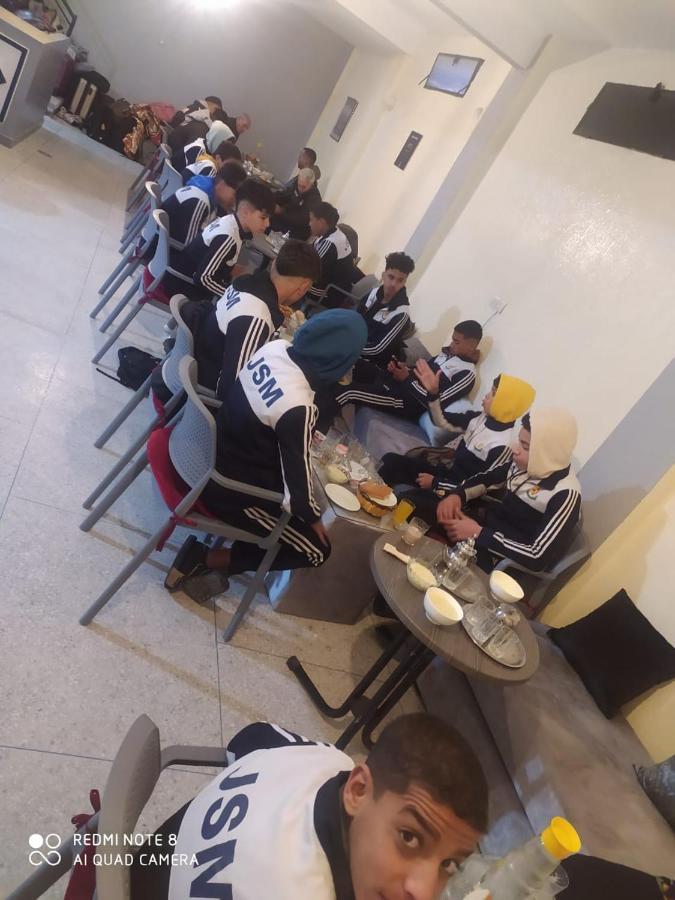 Hotel La Coline بني ملال‎ المظهر الخارجي الصورة